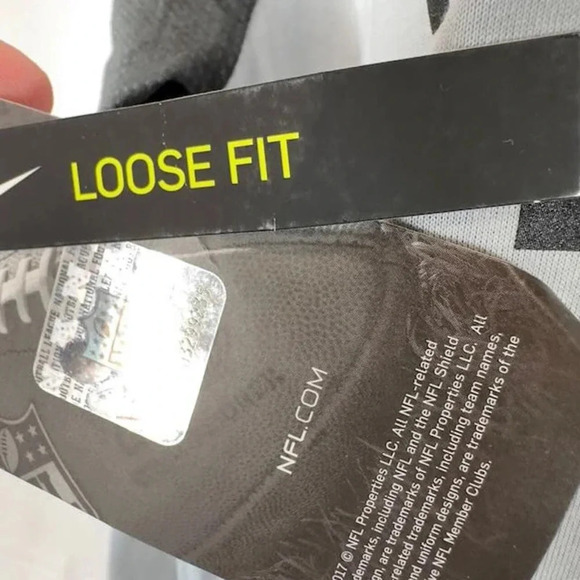 NEW Nike Oakland Raiders Tailgate Long-Sleeve T-Shirt Loose Fit Gray Womens S - Picture 8 of 10